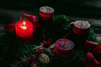 THEMENBILD, Weihnachten, erster Advent, Adventkranz