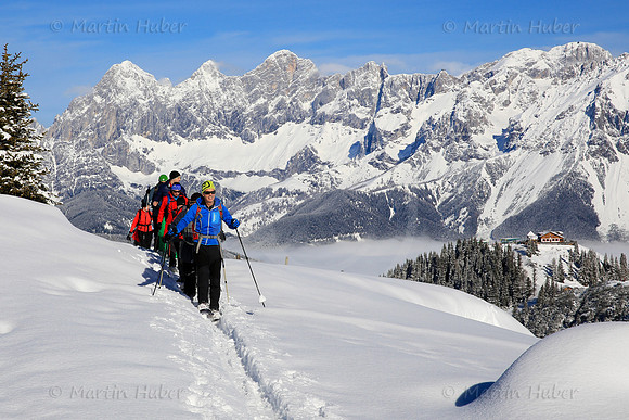 Schneeschuhwanderer auf dem Rossfeld