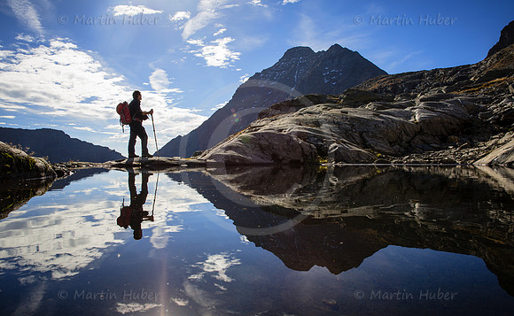 Der Wanderer, der Hochgolling und der Bergsee