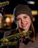 THEMENBILD, Weihnachten, junge Frau