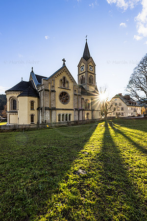 Ramsau am Dachstein, Kirche und Gemeindehaus, Herbst