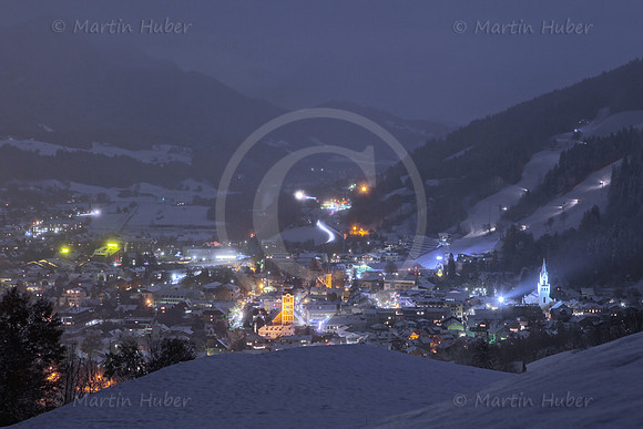 Schladming in einer Vollmondnacht