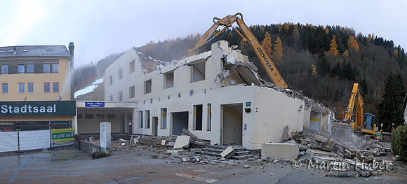 Abriss Post - Vorbereitung Medal Plaza