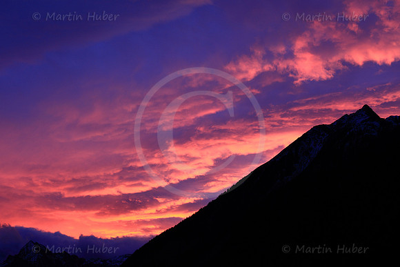 Glühender Morgenhimmel über dem Krügerzinken