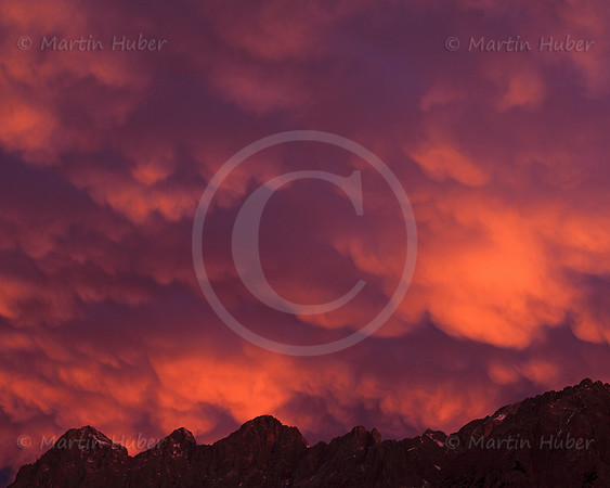 Morgenrot über dem Dachstein