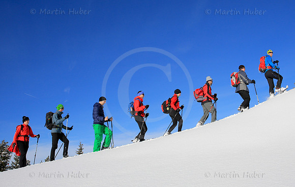 Schneeschuhwanderer auf dem Rossfeld