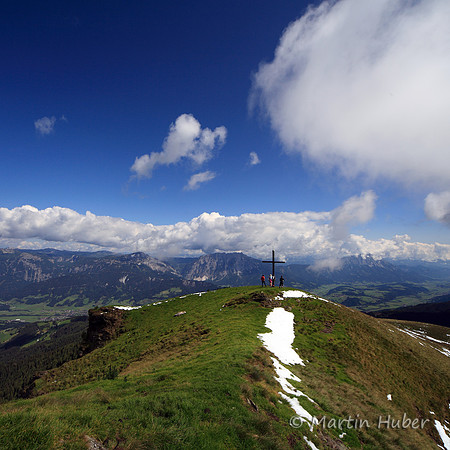 Julischnee auf dem Pleschnitzzinken