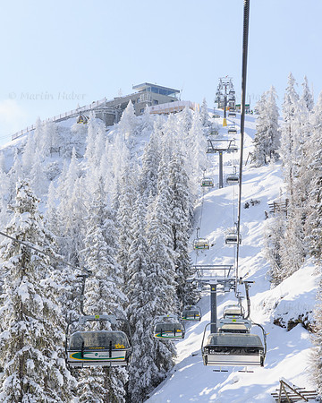 THEMENBILD, Winter-Tourismus, Ski alpin, Skifahren