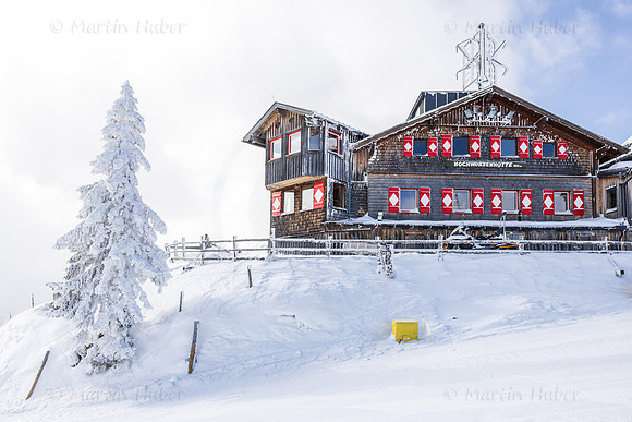THEMENBILD, Winter-Tourismus, Ski alpin, Skifahren