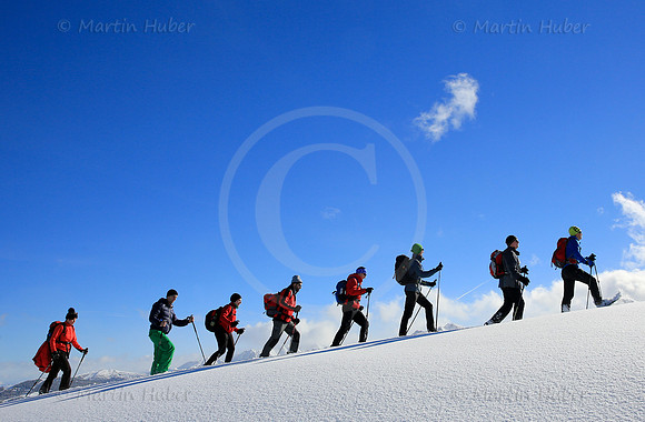 Schneeschuhwanderer auf dem Rossfeld