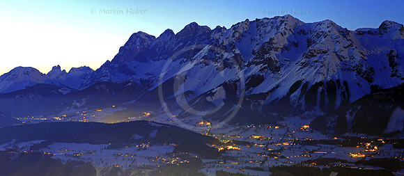 Ramsau & Dachsteingebirge & Vollmondlicht & blaue Stunde