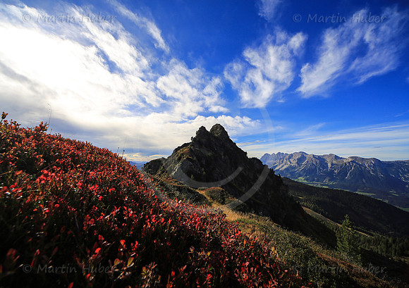 Krahbergzinken und Dachstein-Gebirge im Herbst