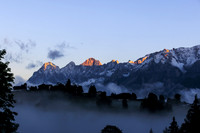 Wetter, Neuschnee, Morgensonne am Dachstein