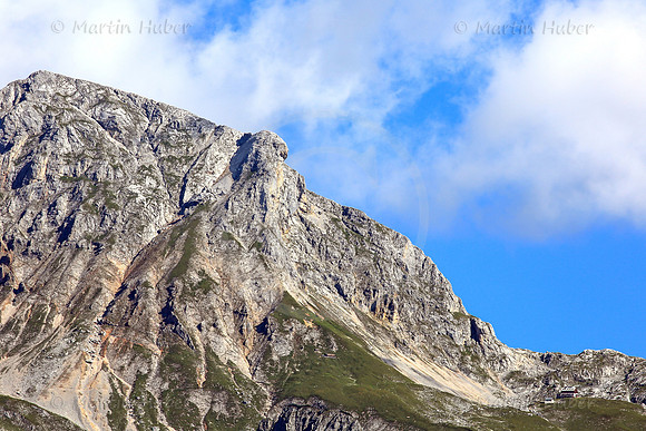 Das Guttenberghaus und die Hohe Rams