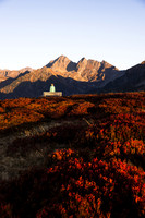 Planai, Herbst, Wanderin auf Aussichtsbank