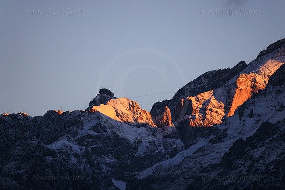 Wetter, Neuschnee, Morgensonne am Dachstein