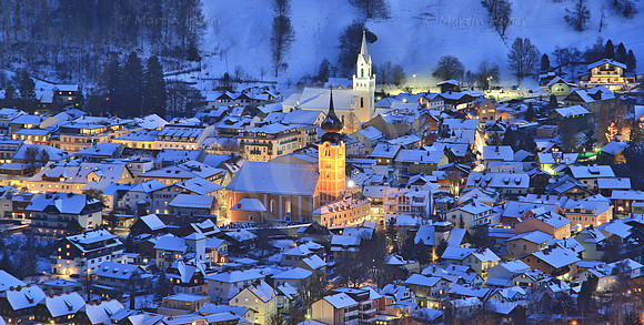 Schladming in der Abenddaemmerung