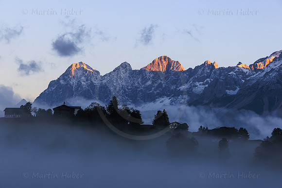 Wetter, Neuschnee, Morgensonne am Dachstein
