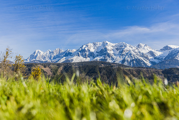THEMENBILD, Frühling in den Bergen