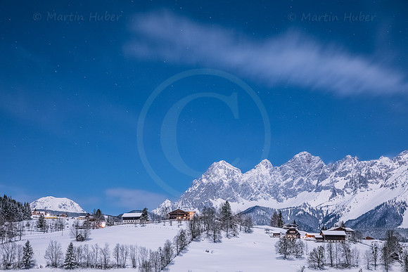 Mondhelle Winternacht im Obertal