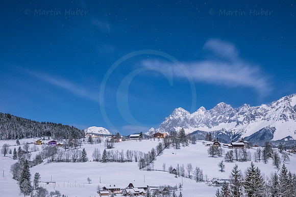 Mondhelle Winternacht im Obertal