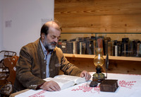 Josef Tritscher liest Bibel