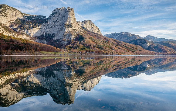Grundlsee, Spiegelung mit Backenstein