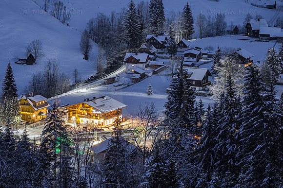 Blaue Stunde im Untertal bei Rohrmoos, Schladming