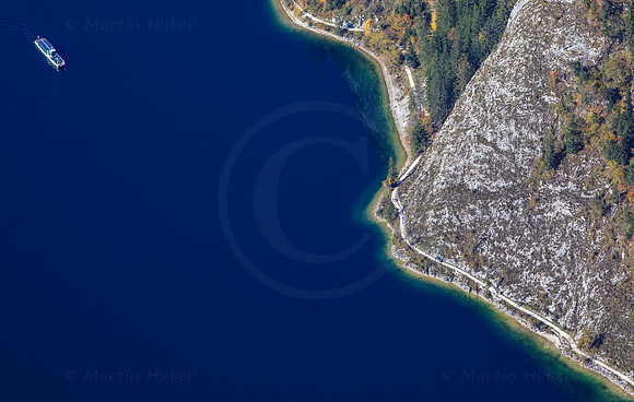 Tiefblick auf den Altausseer See