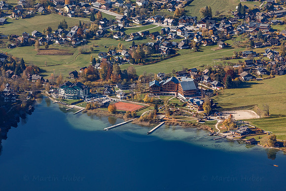 Tiefblick auf den Altausseer See