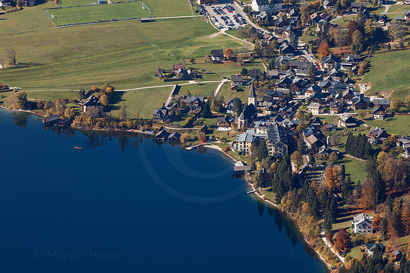 Tiefblick auf den Altausseer See