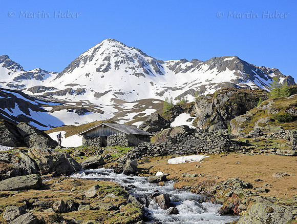 Wanderer am Giglachbach