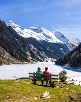 THEMENBILD, früher Frühling in den Bergen