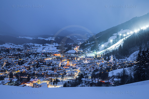 Winter, blaue Stunde in Schladming