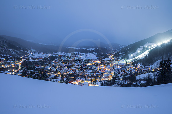 Winter, blaue Stunde in Schladming
