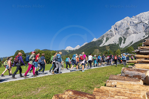 9. original Bergretter-Fanwanderung