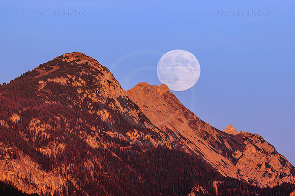 Vollmond-Aufgang November 2024