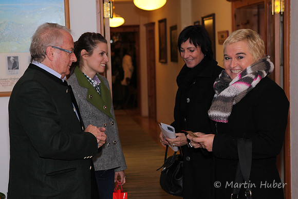 Herbert Bauer, Martina Steiner und zwei Gäste