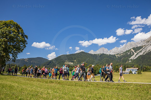 9. original Bergretter-Fanwanderung
