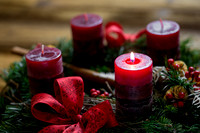 THEMENBILD, Weihnachten, erster Advent, Adventkranz