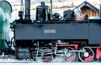 Taurachbahn mit Dampflokomotive im Winter