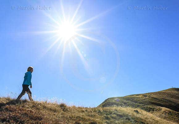 THEMENBILD, Wandern im Herbst