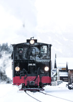 Taurachbahn mit Dampflokomotive im Winter