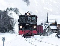 Taurachbahn mit Dampflokomotive im Winter
