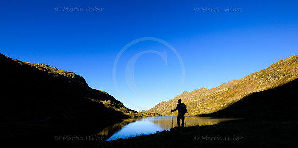 THEMENBILD, Wandern im Herbst