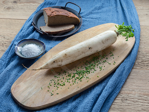 Food-Fotografie, weißer Rettich, Brotzeit