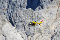 THEMENBILD, Flugrettung mit Notarzt-Hubschrauber