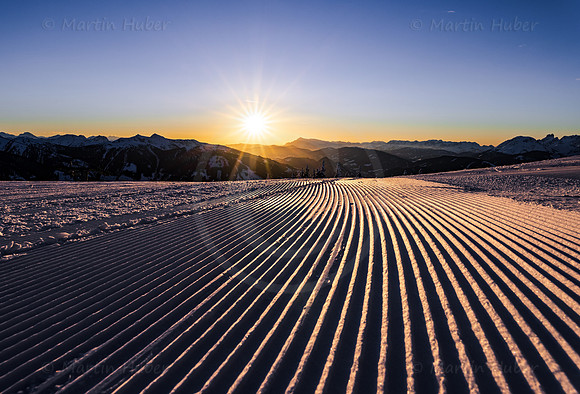 THEMENBILD, Winter, alpiner Sonnenuntergang