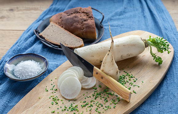 Food-Fotografie, weißer Rettich, Brotzeit