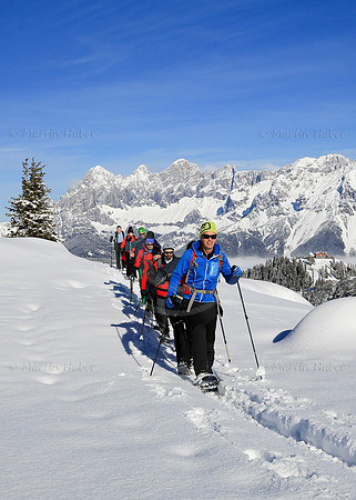 Schneeschuhwanderer auf dem Rossfeld